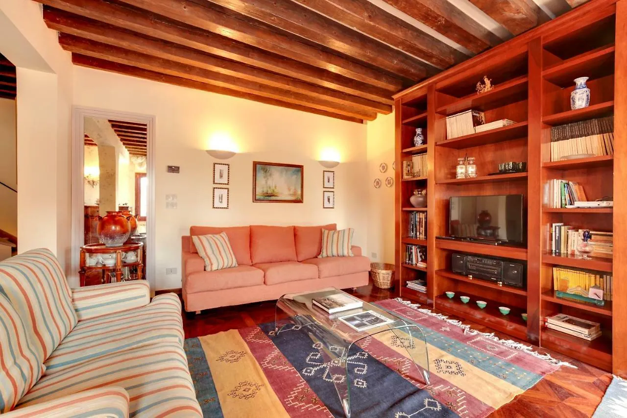 Biennale Terrace Apt Διαμέρισμα Βενετία